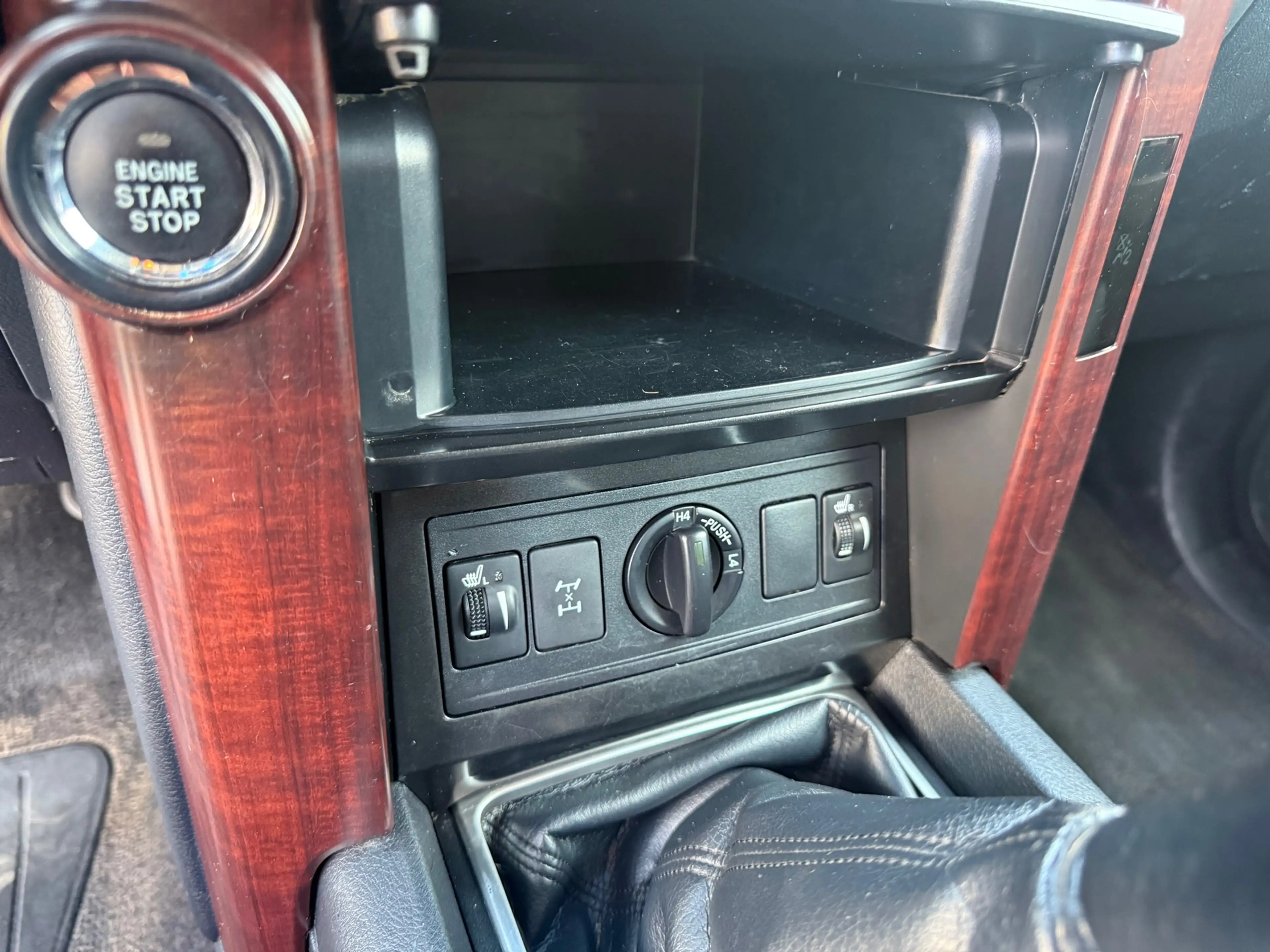 Toyota Land Cruiser 3.0 D-4D-F VX High Roof Window Van EX BTW/BOMVOL — photo 15
