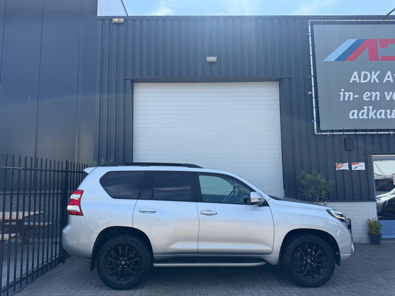 Toyota Land Cruiser 3.0 D-4D-F VX High Roof Window Van EX BTW/BOMVOL — photo 4