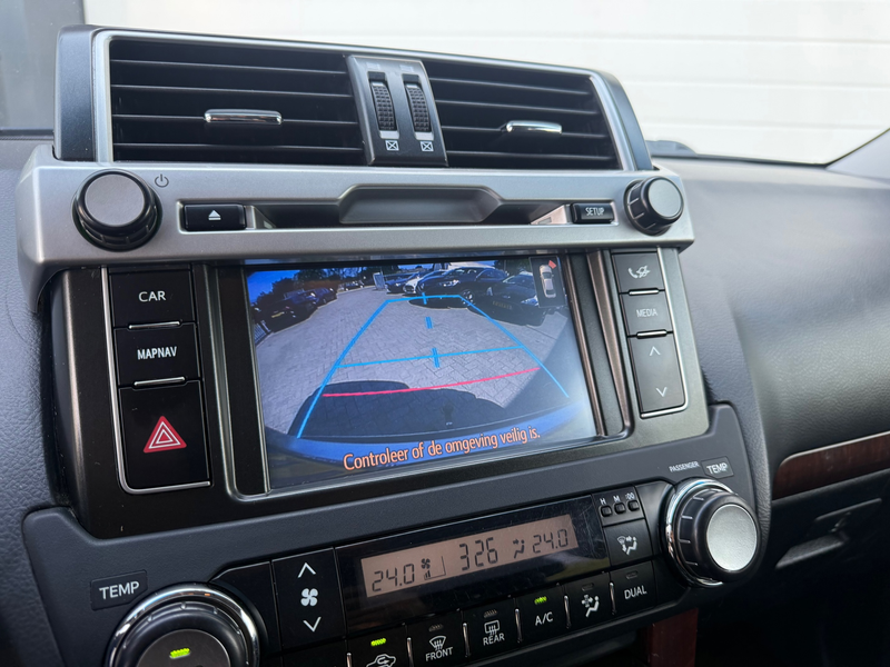 Toyota Land Cruiser 3.0 D-4D-F VX High Roof Window Van EX BTW/BOMVOL — photo 13