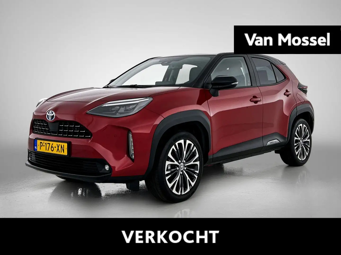 Toyota Yaris Cross 1.5 Hybrid Executive | Panoramadak | Bi- Tone | Ca Rot - 1