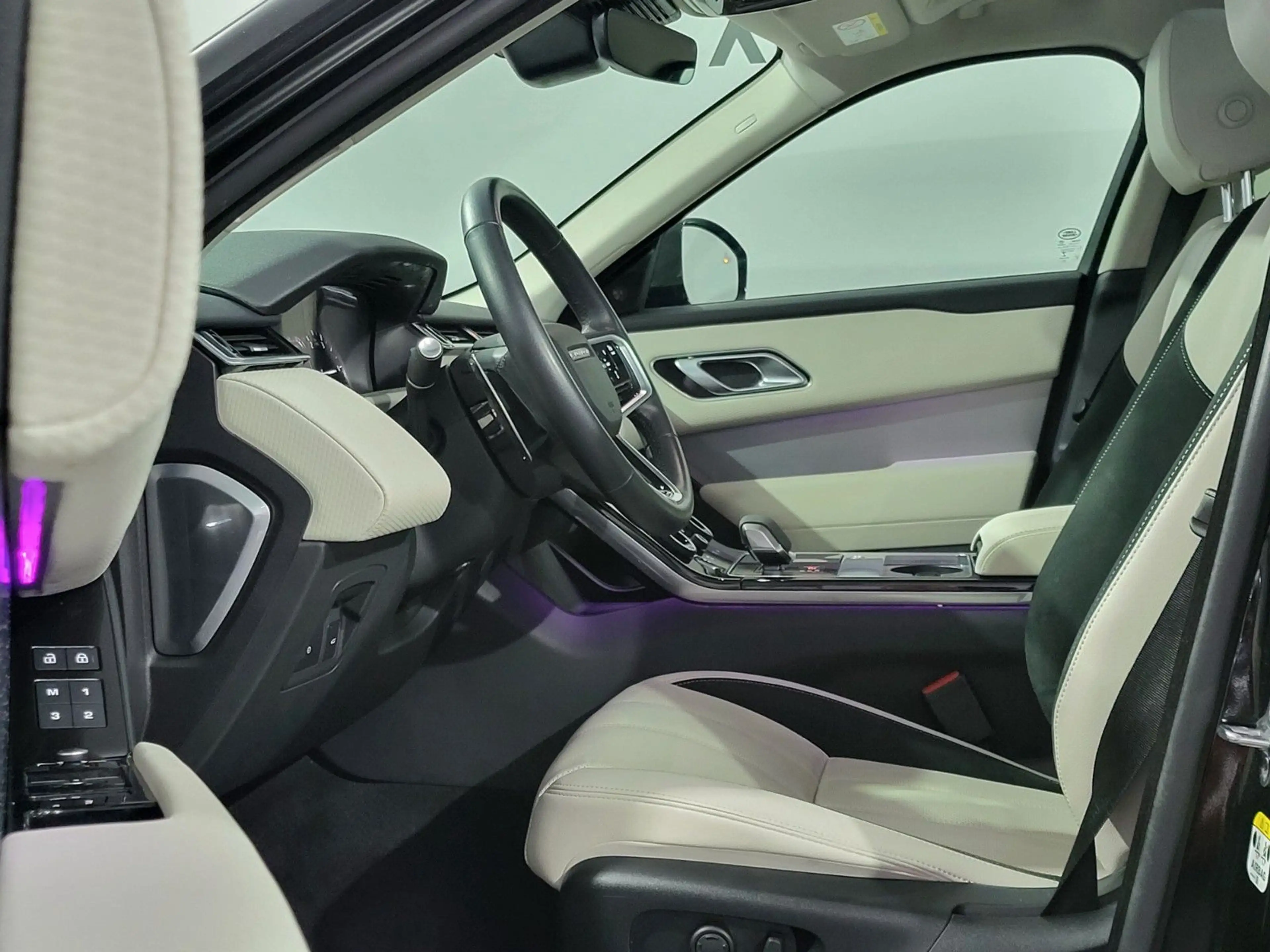 Land Rover Range Rover Velar R-Dynamic SE* — photo 14