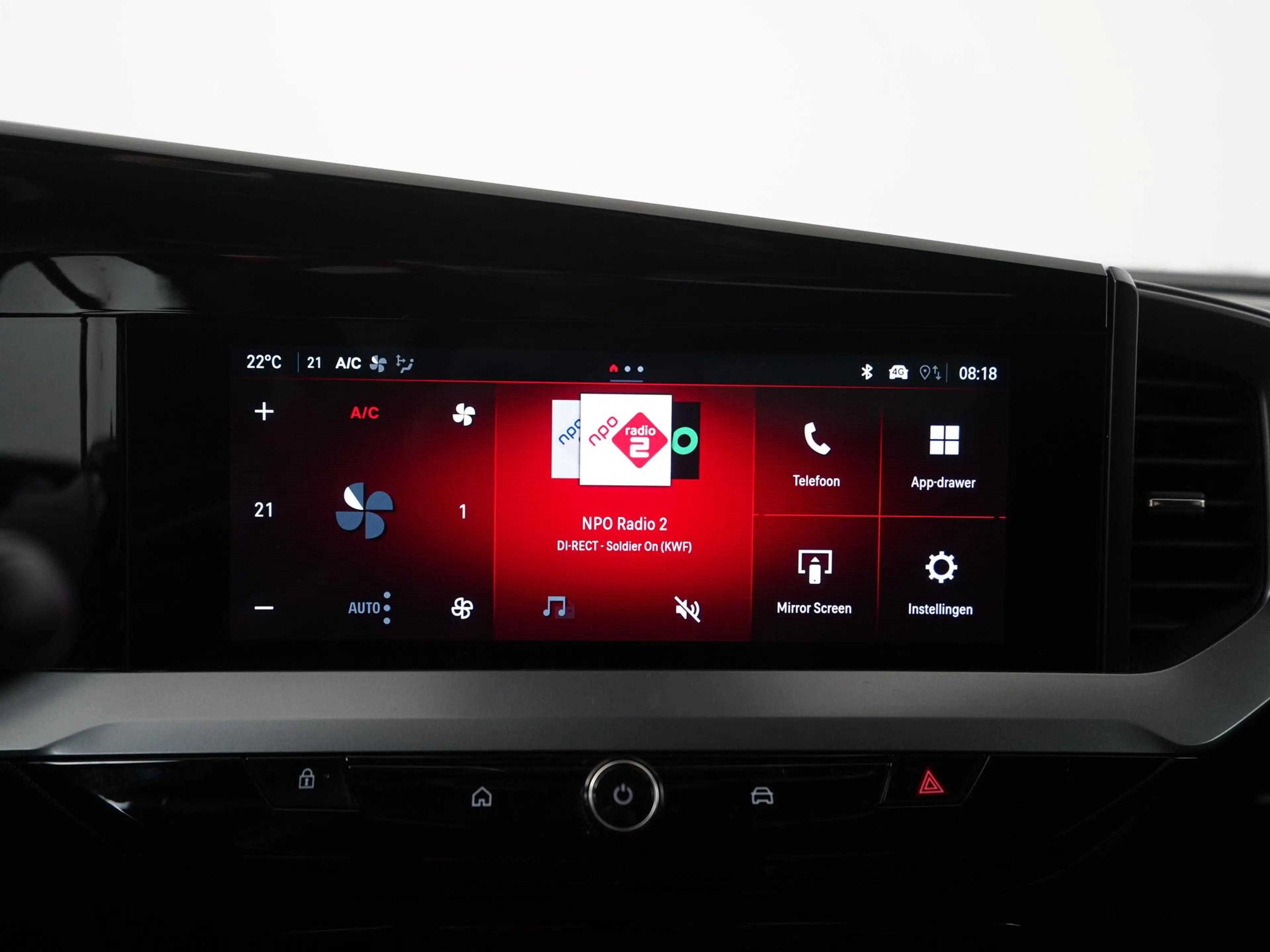 Opel Mokka-E Electric GS 54 kWh | Camera | Apple Carplay | LED — photo 14