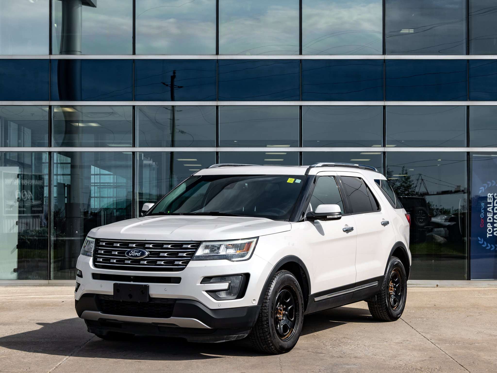 2017 Ford Explorer Limited | Available Now — снимка 1
