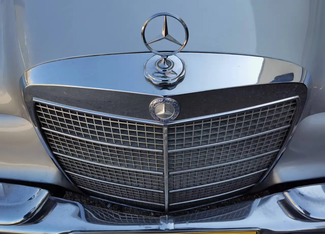 Mercedes-Benz 300 SEL 4.5, foto 4