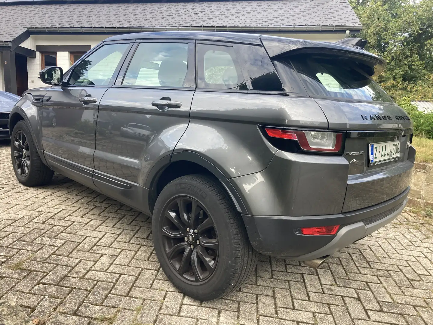 Land Rover Range Rover Evoque Evoque 2.0 AUTOMATIQUE 4x2 HTVA 9916 eur netto - 1