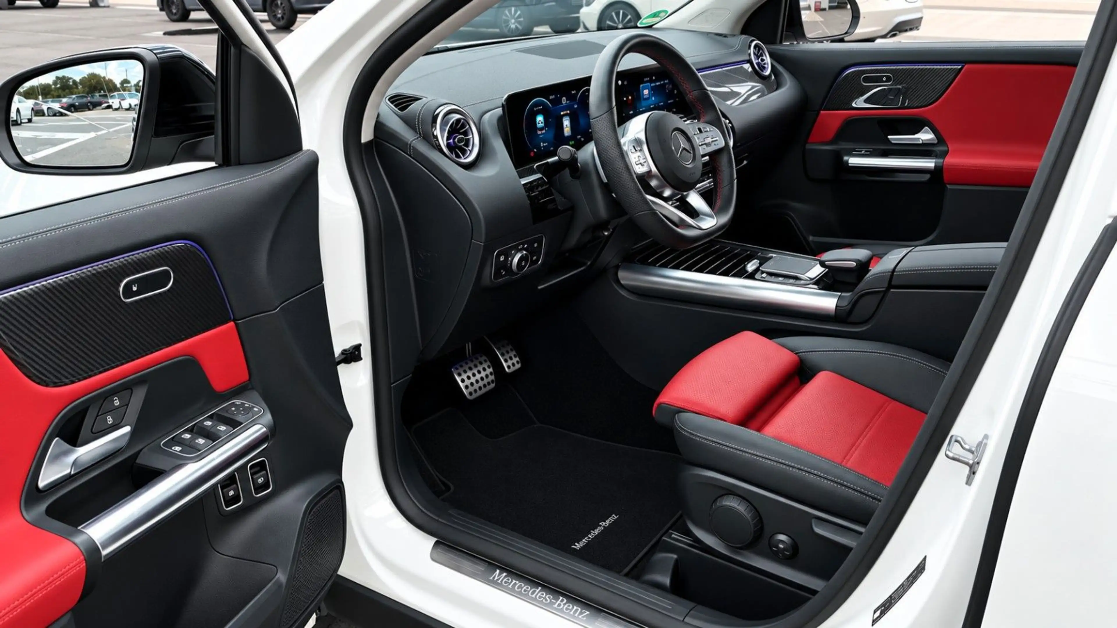 Mercedes-Benz GLA 250 e AMG 360 KAM AHK MULTIBEAM PANO DIS+ AMB — photo 8