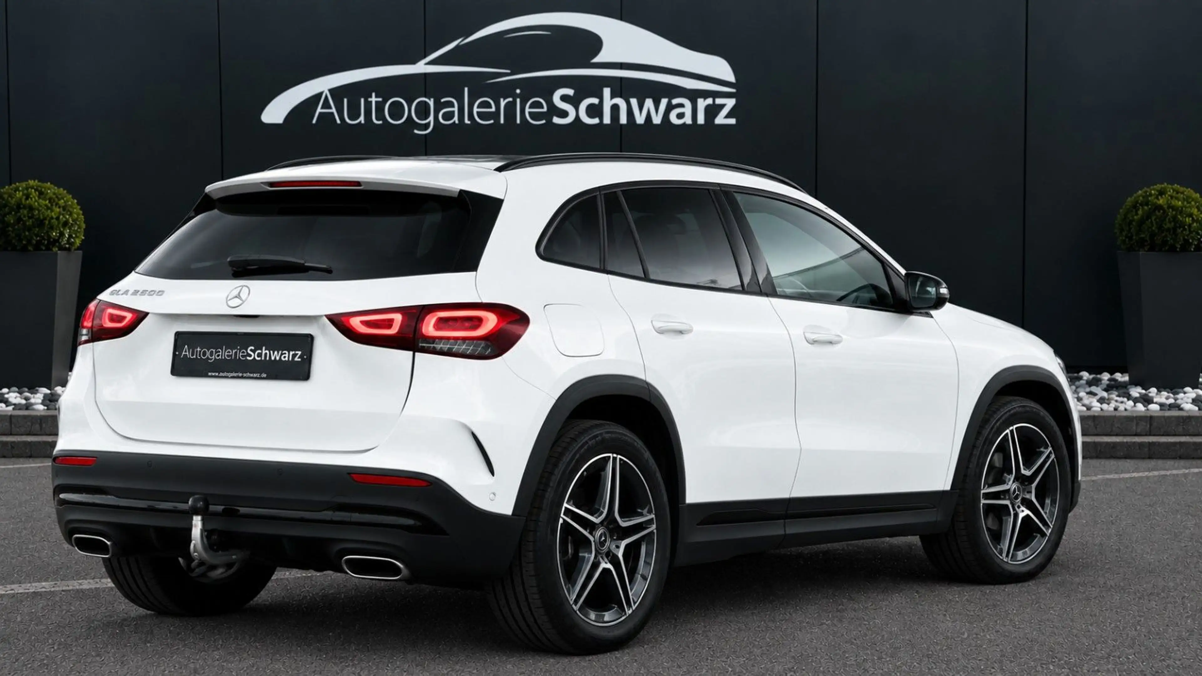Mercedes-Benz GLA 250 e AMG 360 KAM AHK MULTIBEAM PANO DIS+ AMB — photo 7