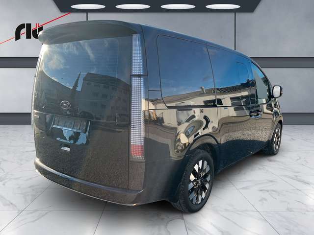 Hyundai STARIA Signature 4WD/Autom./Bose/LED uvm