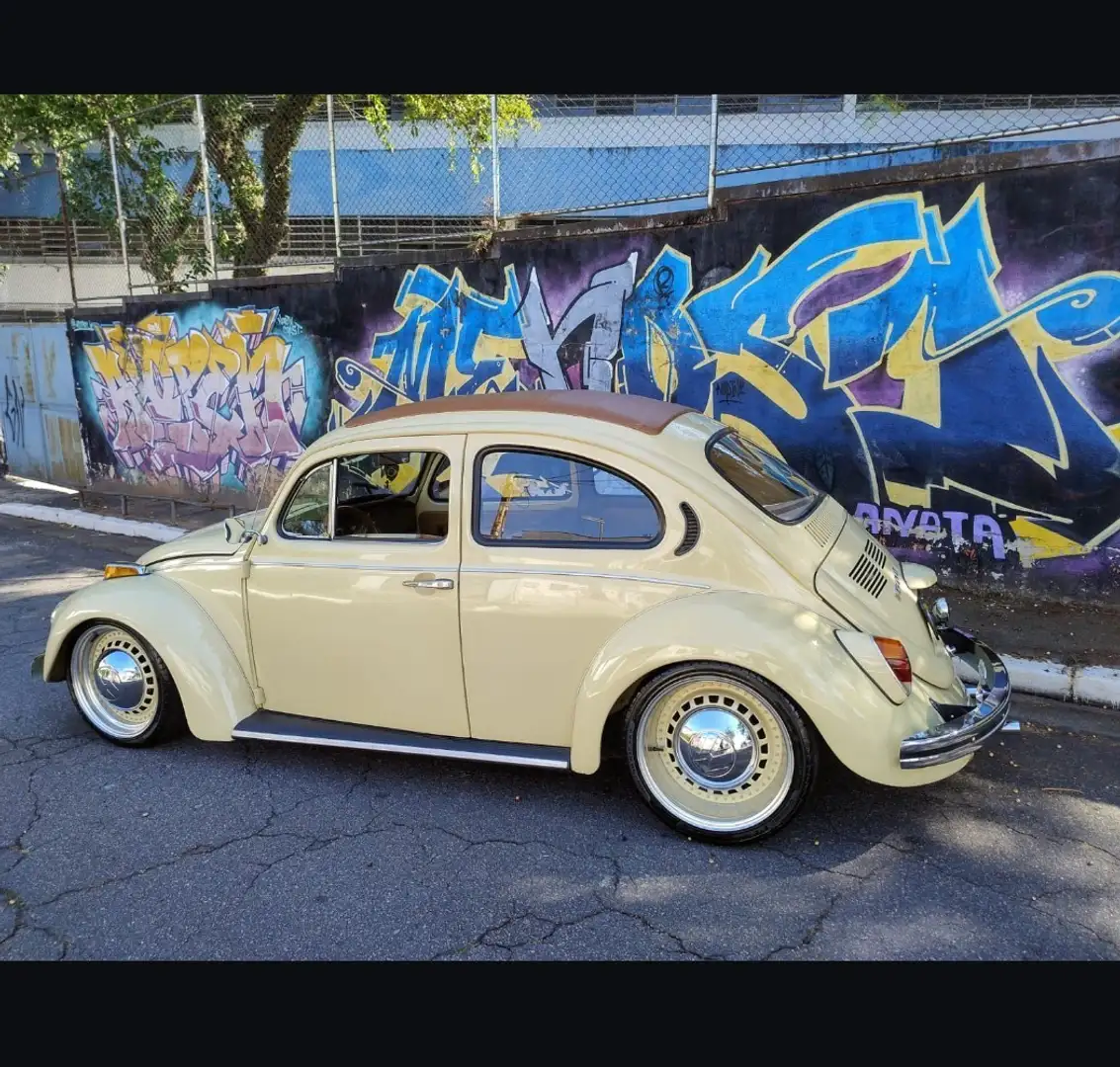 Oldtimer Volkswagen Coccinelle - 1