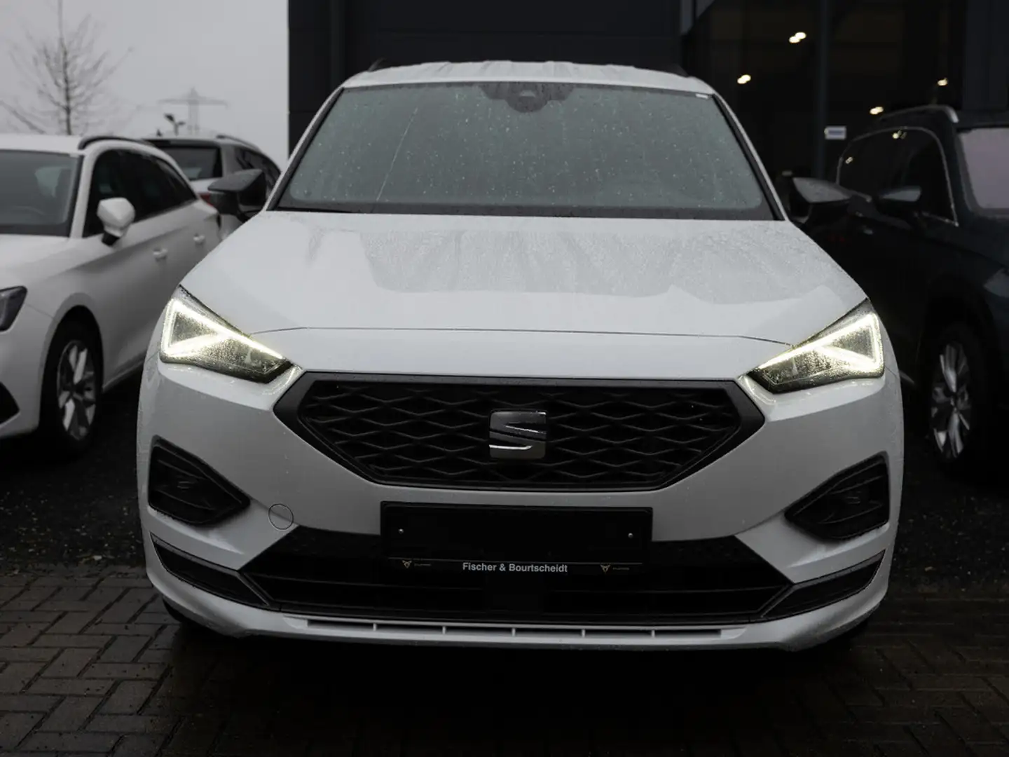 SEAT Tarraco 1.4 e-HYBRID FR KAMERA NAVI ACC LED Weiß - 2