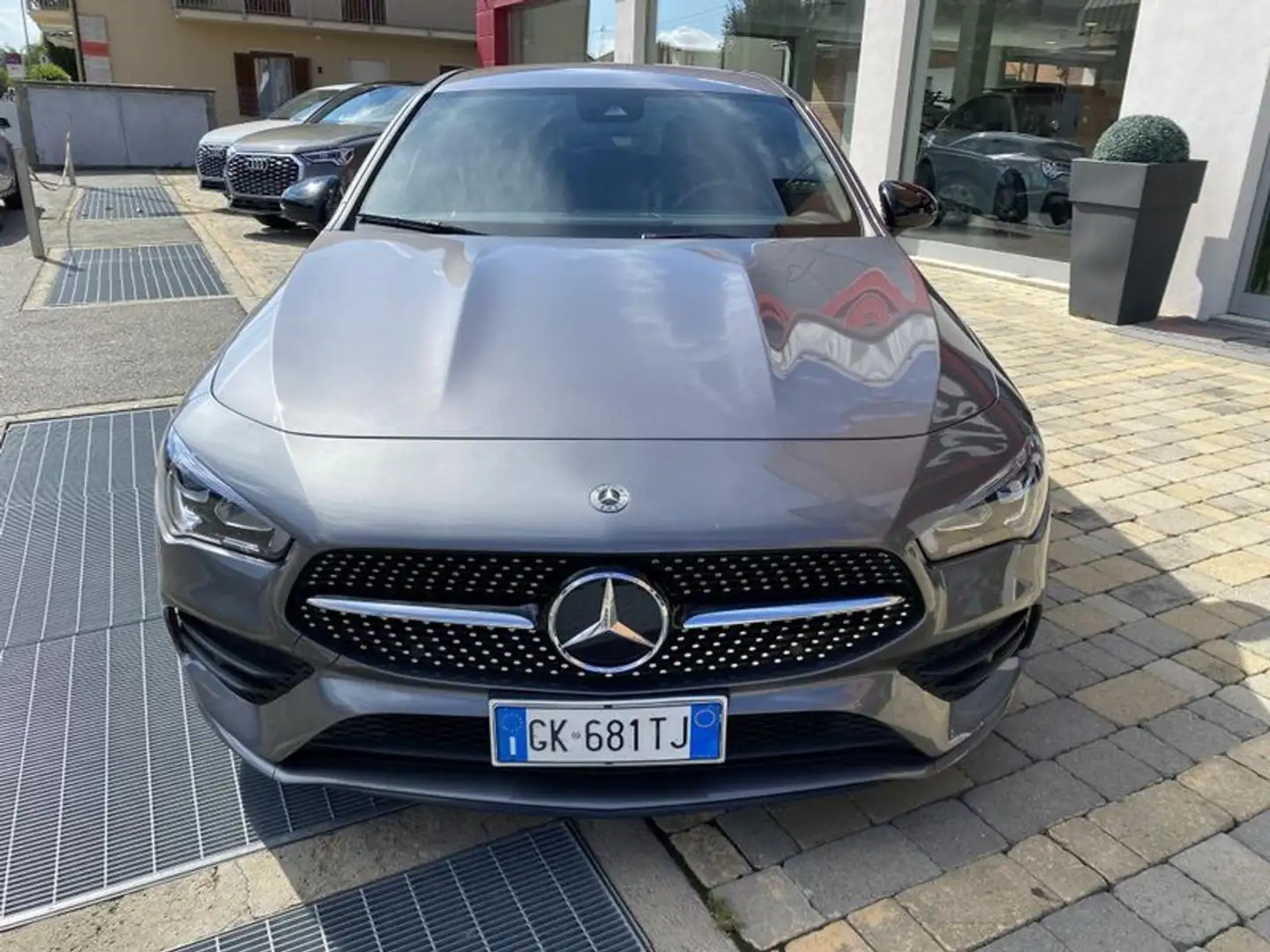 Mercedes-Benz CLA 200 d Automatic Shooting Brake Premium IVA ESPOSTA Grigio - 2