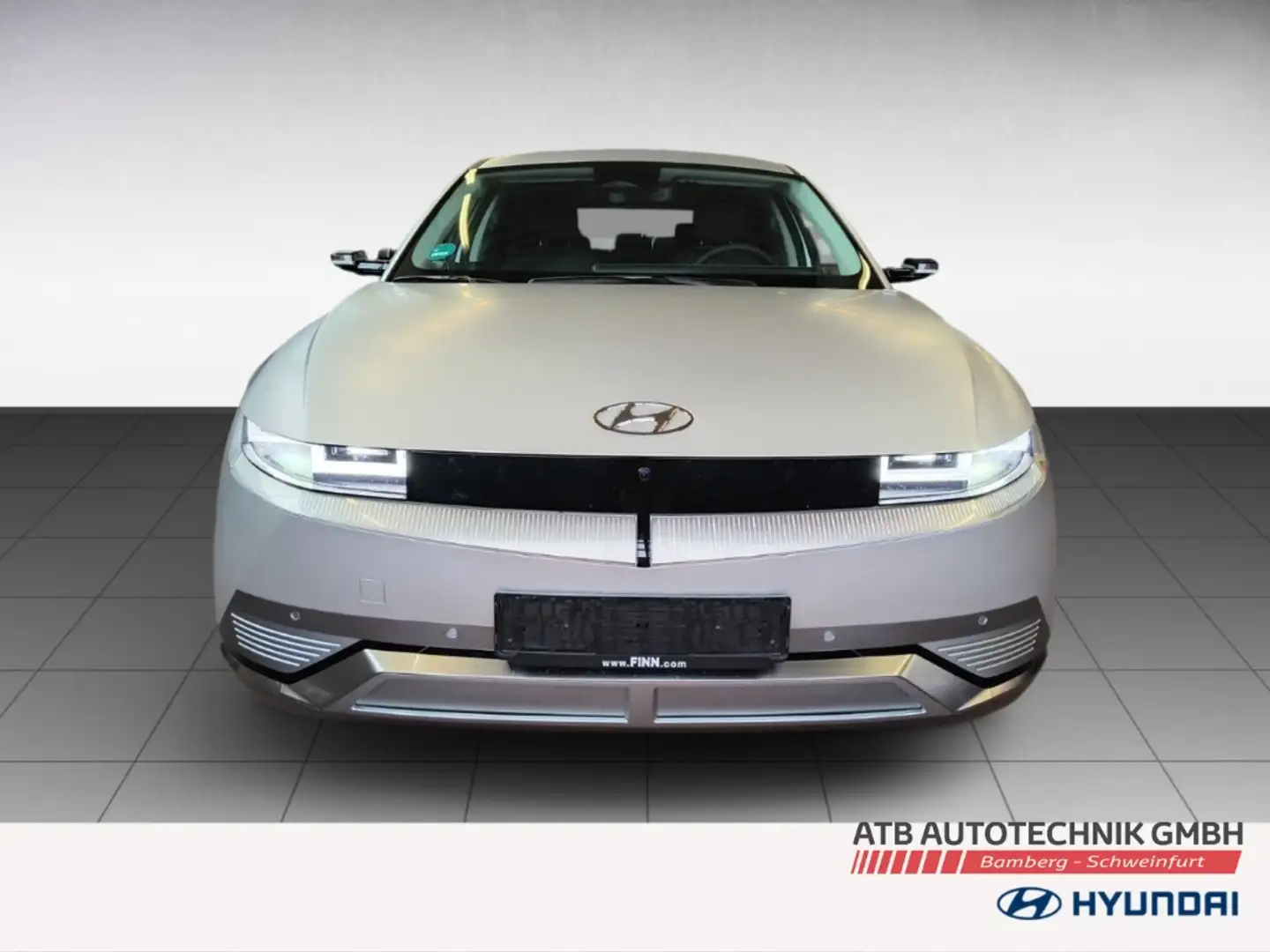 Hyundai IONIQ 5 77,4 kWh UNIQ 99,2% SOH HUD El. Fondsitzverst. Nav Gold - 2