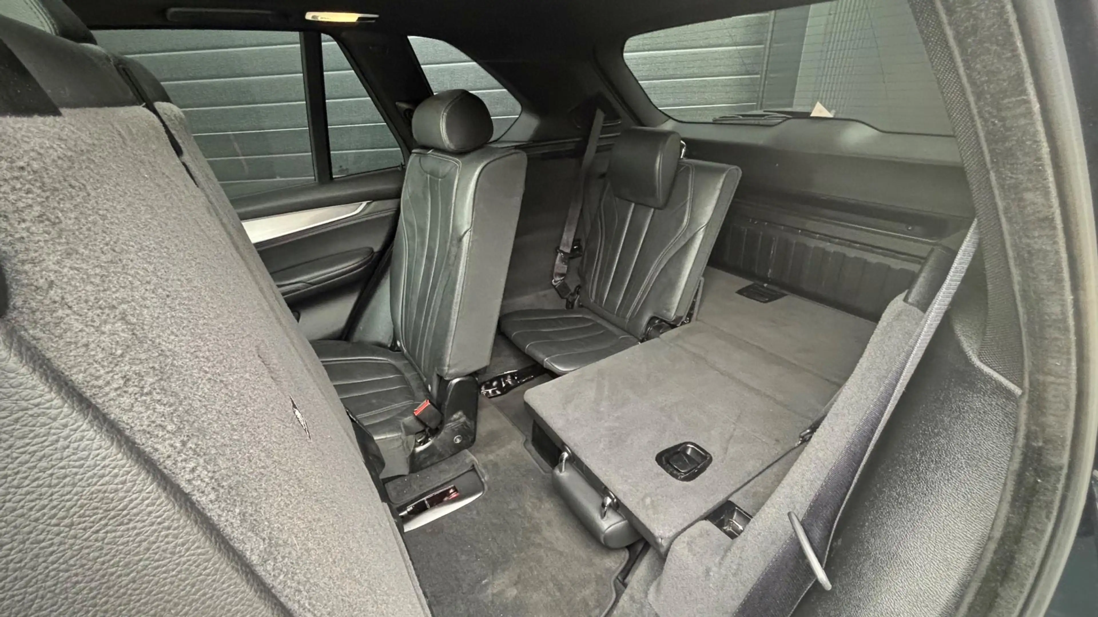 BMW X5 XDrive30d High Executive 7P M-SPORT | PANO | MOTOR — photo 5