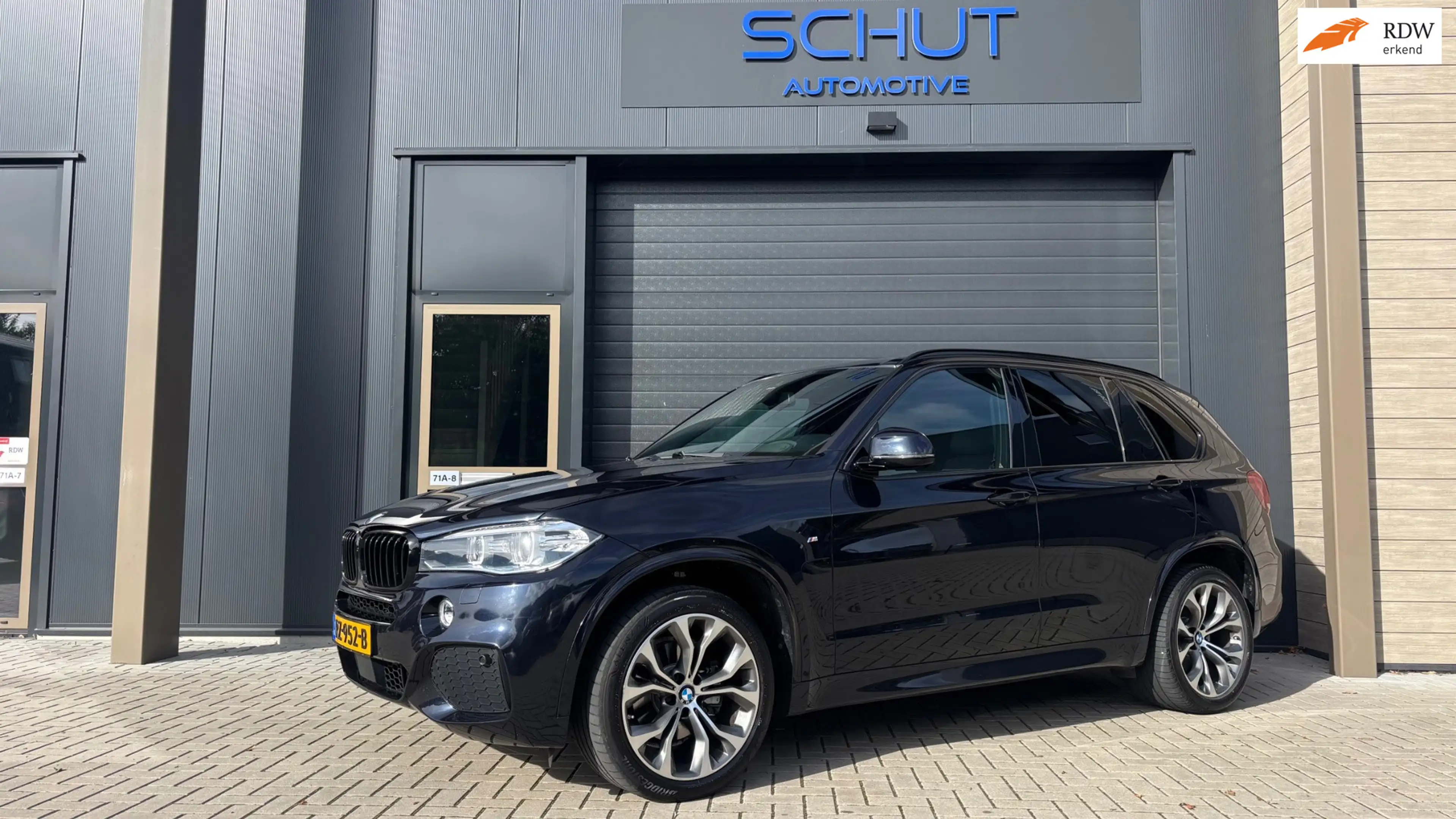 BMW X5 XDrive30d High Executive 7P M-SPORT | PANO | MOTOR