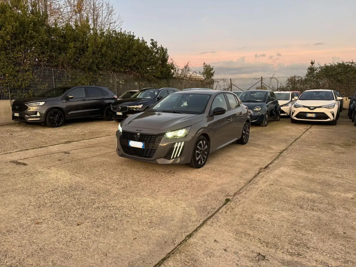 Peugeot 208 1.2cc 72cv ACTIVE Android/IOS CruiseControl Grigio - 1