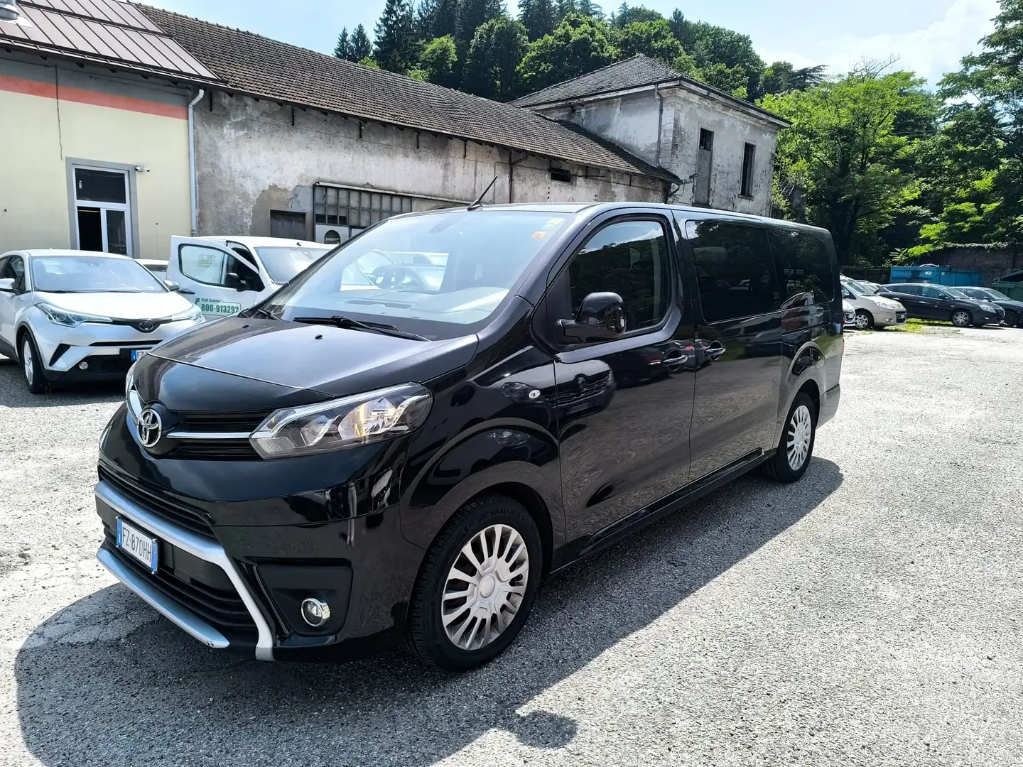 Toyota Proace 2.0D 150 CV L2 D  PASSO LUNGO L2 9 POSTI Noir - 1