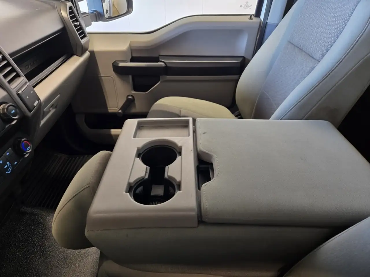 Ford F 550 снимка Ford F 550