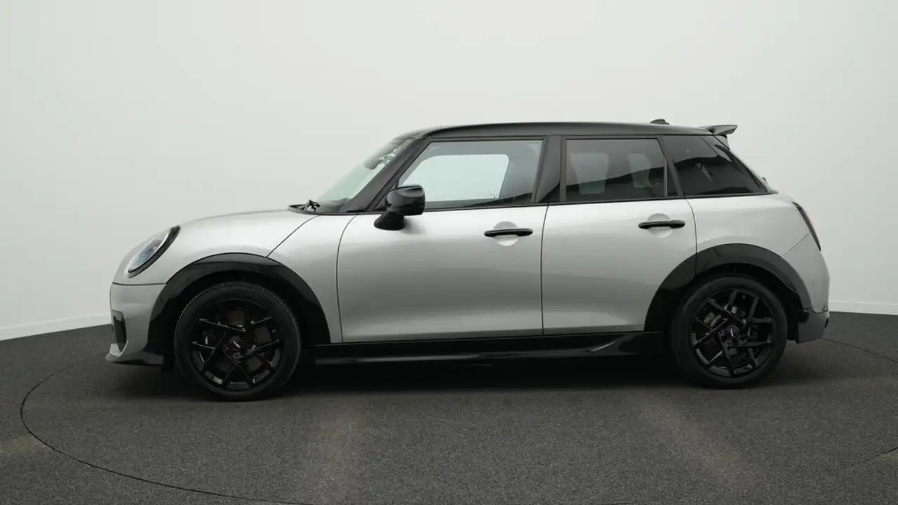 MINI Cooper C John Cooper Works Trim 3