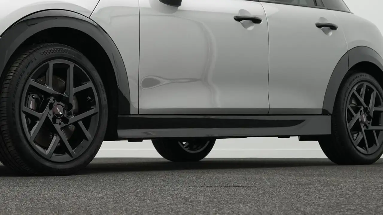 MINI Cooper C John Cooper Works Trim 20