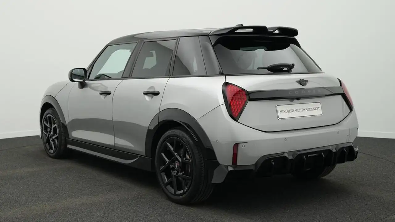 MINI Cooper C John Cooper Works Trim 7