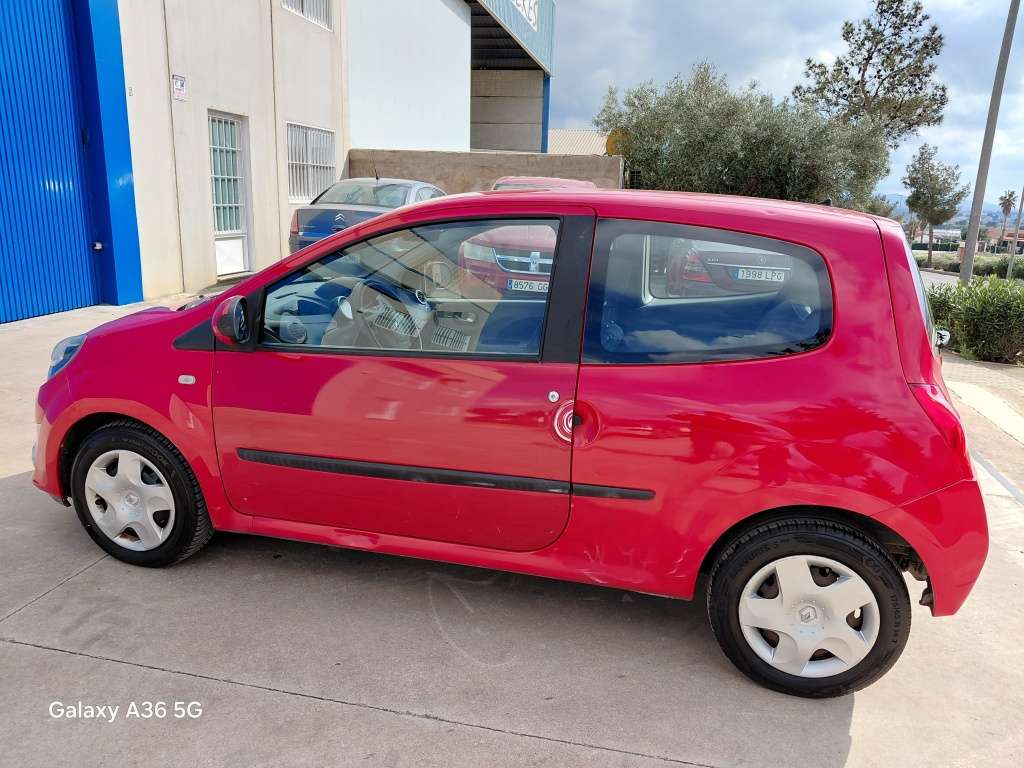 Renault Twingo 1.5dCi Dynamique 85 eco2 - foto 1