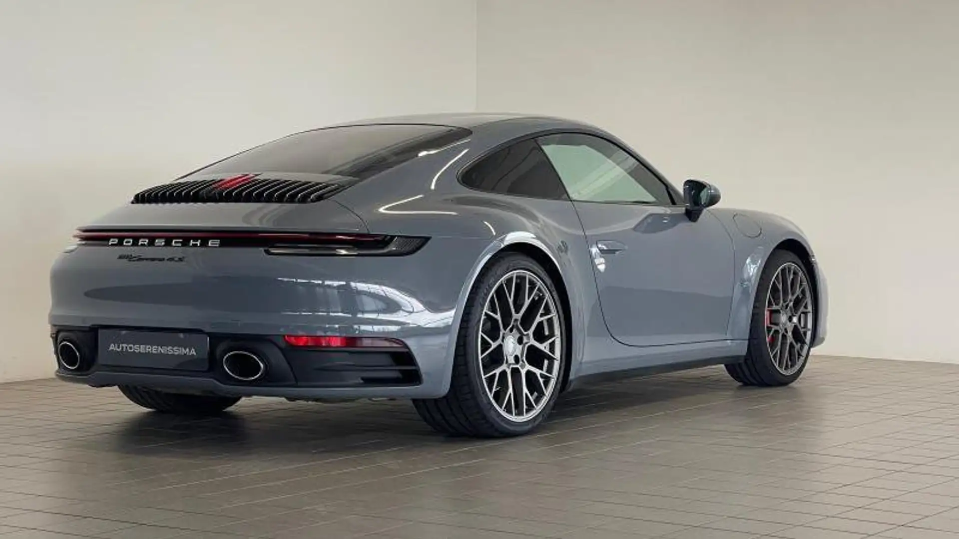 Porsche 911 CARRERA S COUPE' Šedá - 2