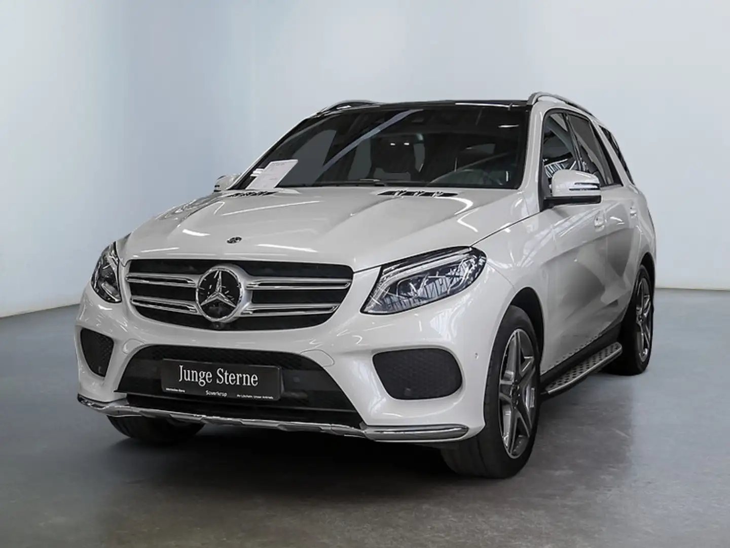 Mercedes-Benz GLE 500 4M AMG COMAND MEMO 360 AHK AIRMATIC PANO Alb - 2