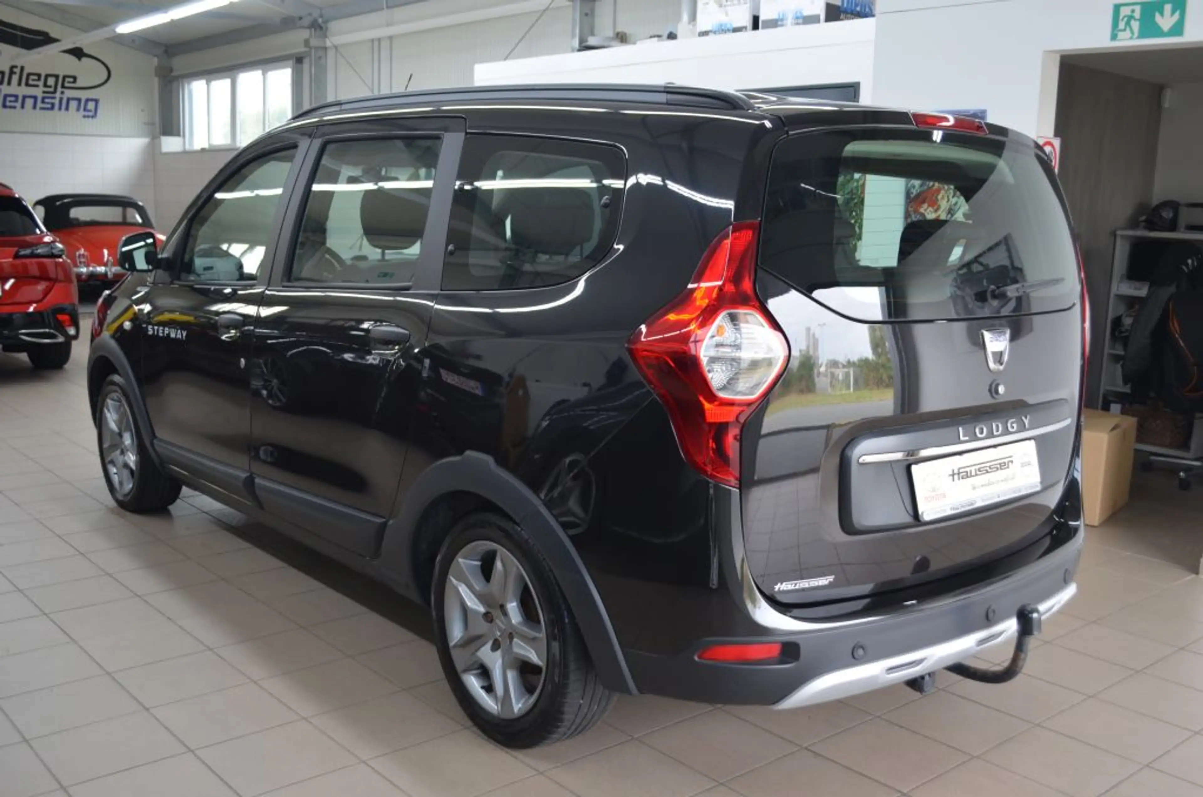 Dacia Lodgy TCe 130 GPF Stepway Plus*7-Sitzer*AHK — photo 6