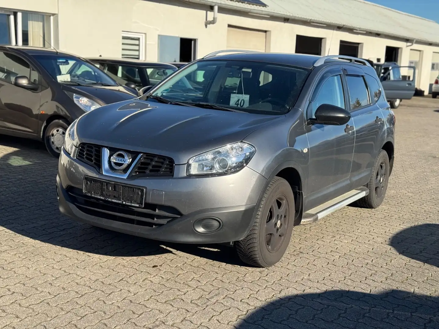 Nissan Qashqai +2 Visia Grau - 1