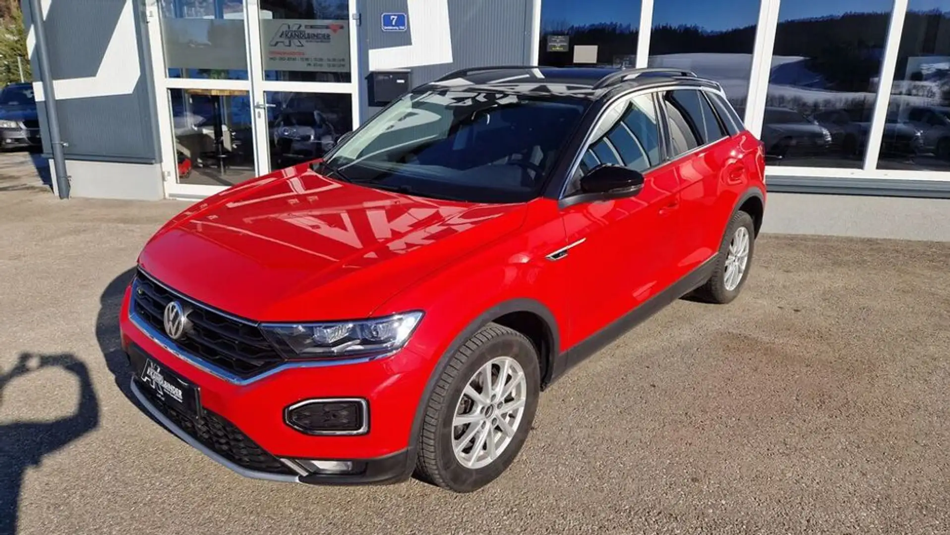 Volkswagen T-Roc TSI Design ''Top Ausstattung'' Rot - 2