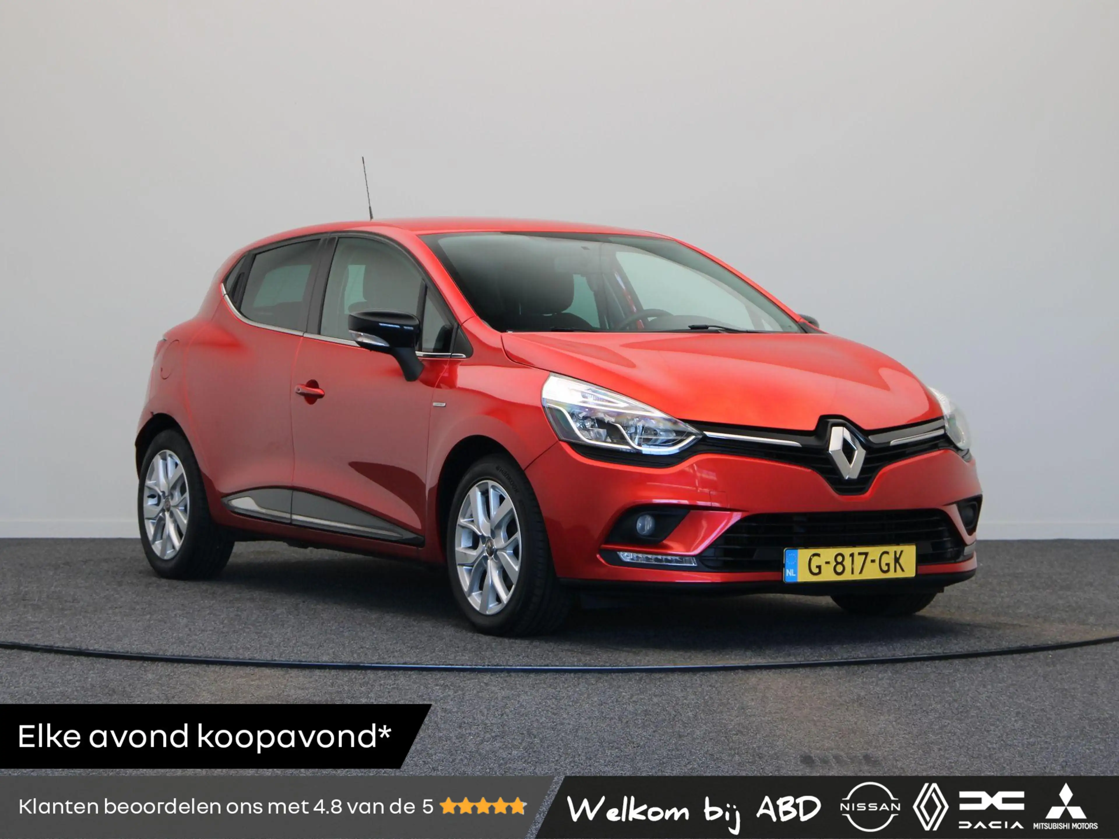 Renault Clio 0.9 TCe Limited | Navigatie | Parkeersensoren acht