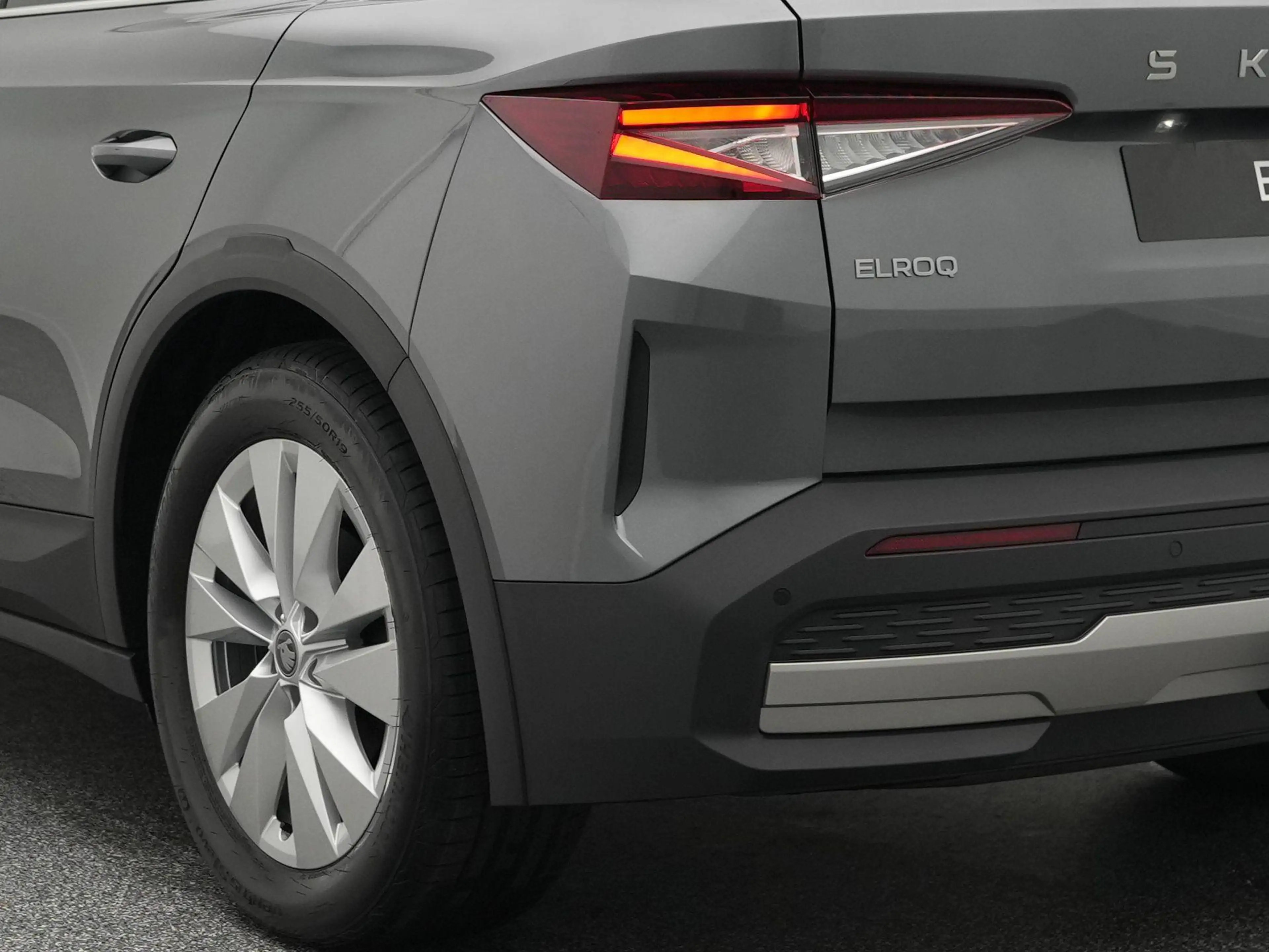 Skoda Elroq 85 Business Edition | Trekhaak | Stoelverwarming | — photo 15
