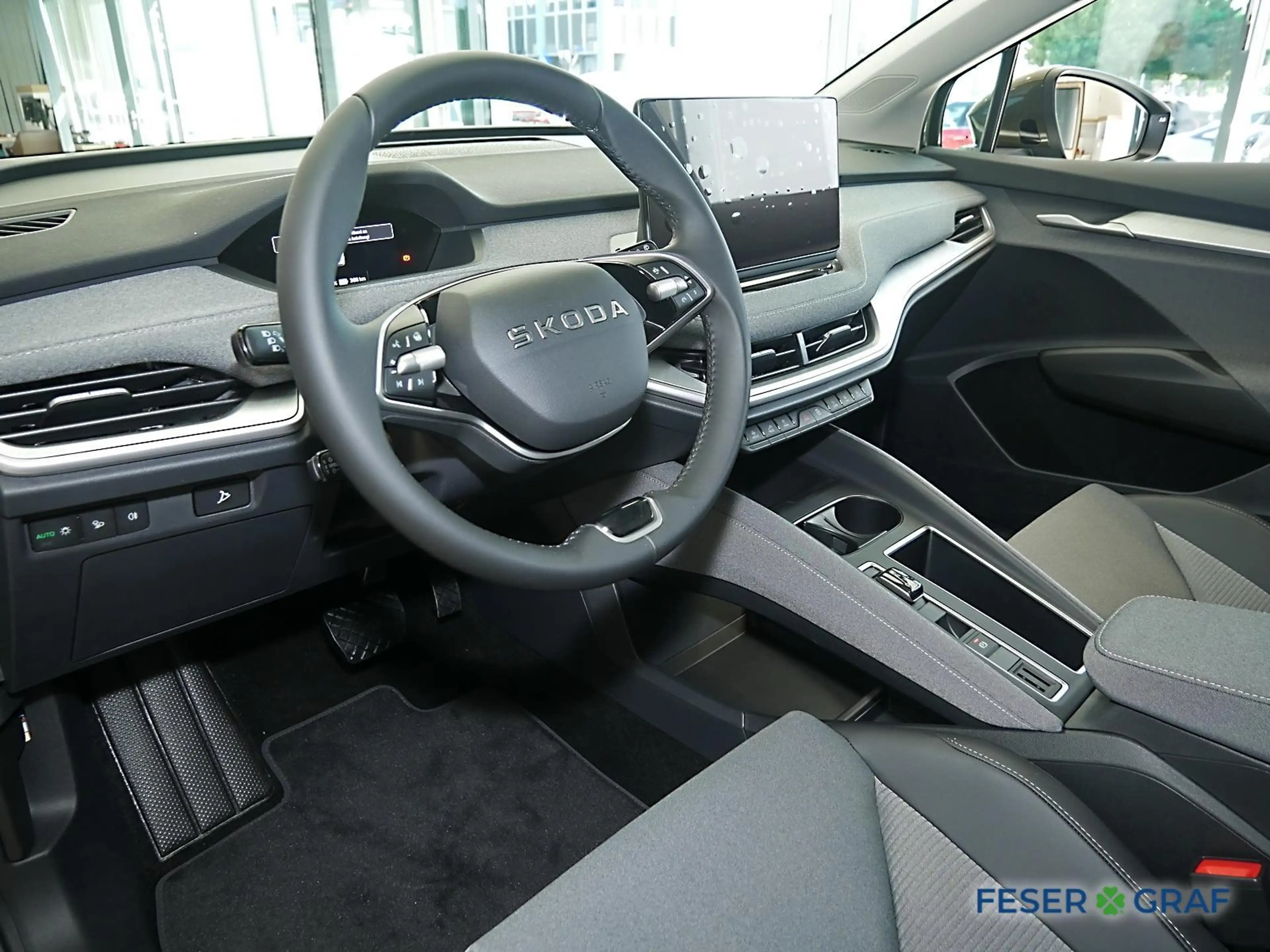 Skoda Enyaq Selection 60 - AHK,NAVI,KAMERA — photo 7