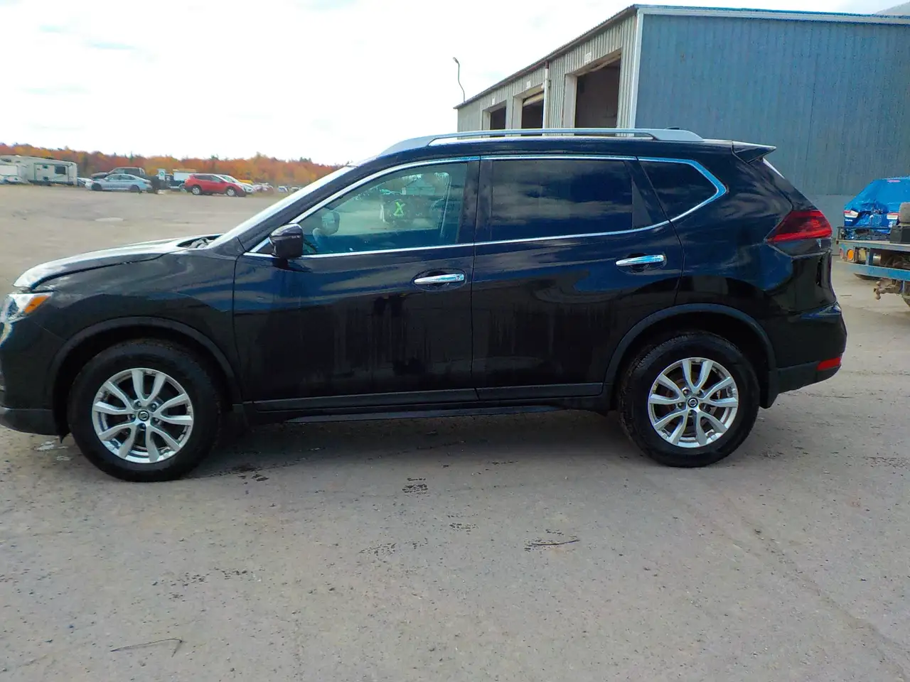 Nissan Rogue снимка Nissan Rogue