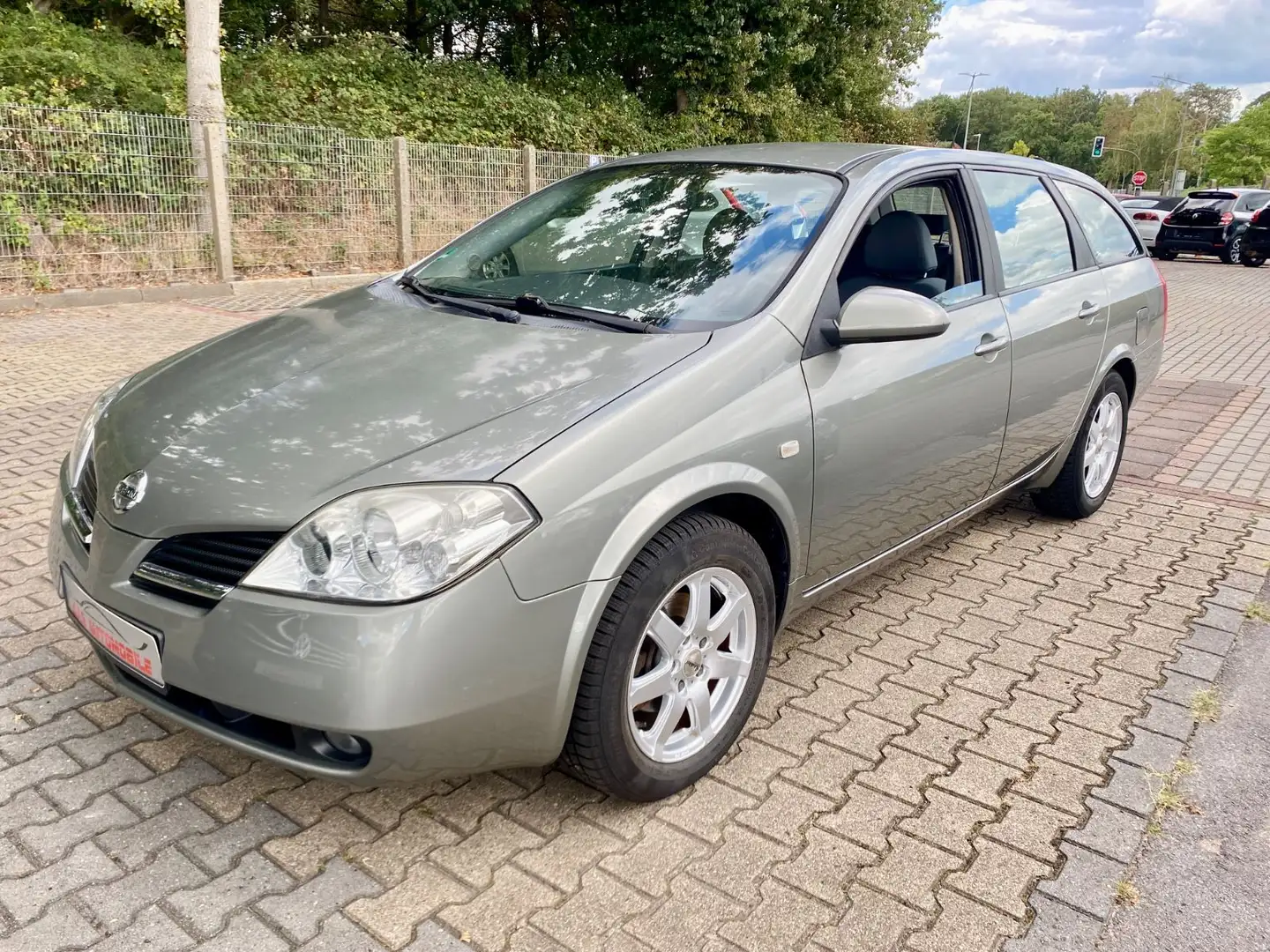 Nissan Primera Traveller Visia/ Gepflegter Zustand Silber - 2