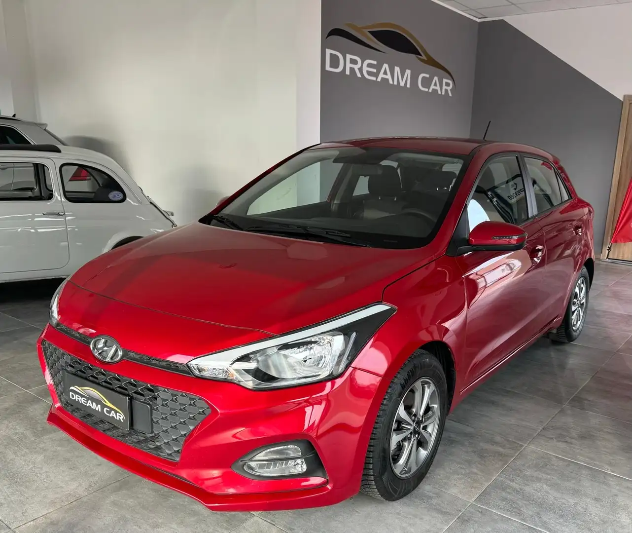Hyundai i20 i20 II 5p 1.2 mpi Connectline econext Gpl 73cv Rouge - 1
