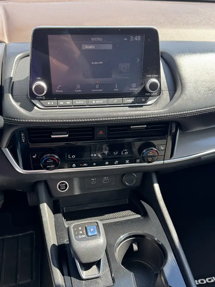 Nissan Rogue photo Nissan Rogue