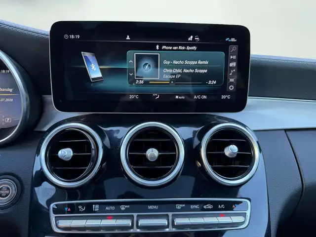 Mercedes-Benz C-Class view 13