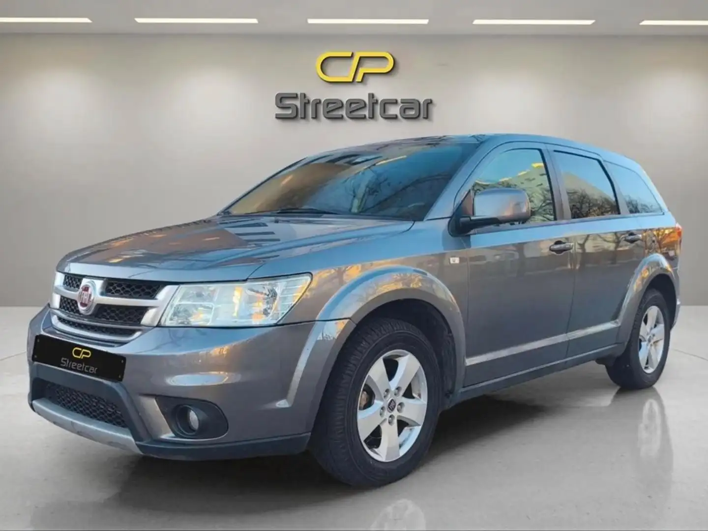 Fiat Freemont Urban 2.0 16v 140cv Diesel Grijs - 2