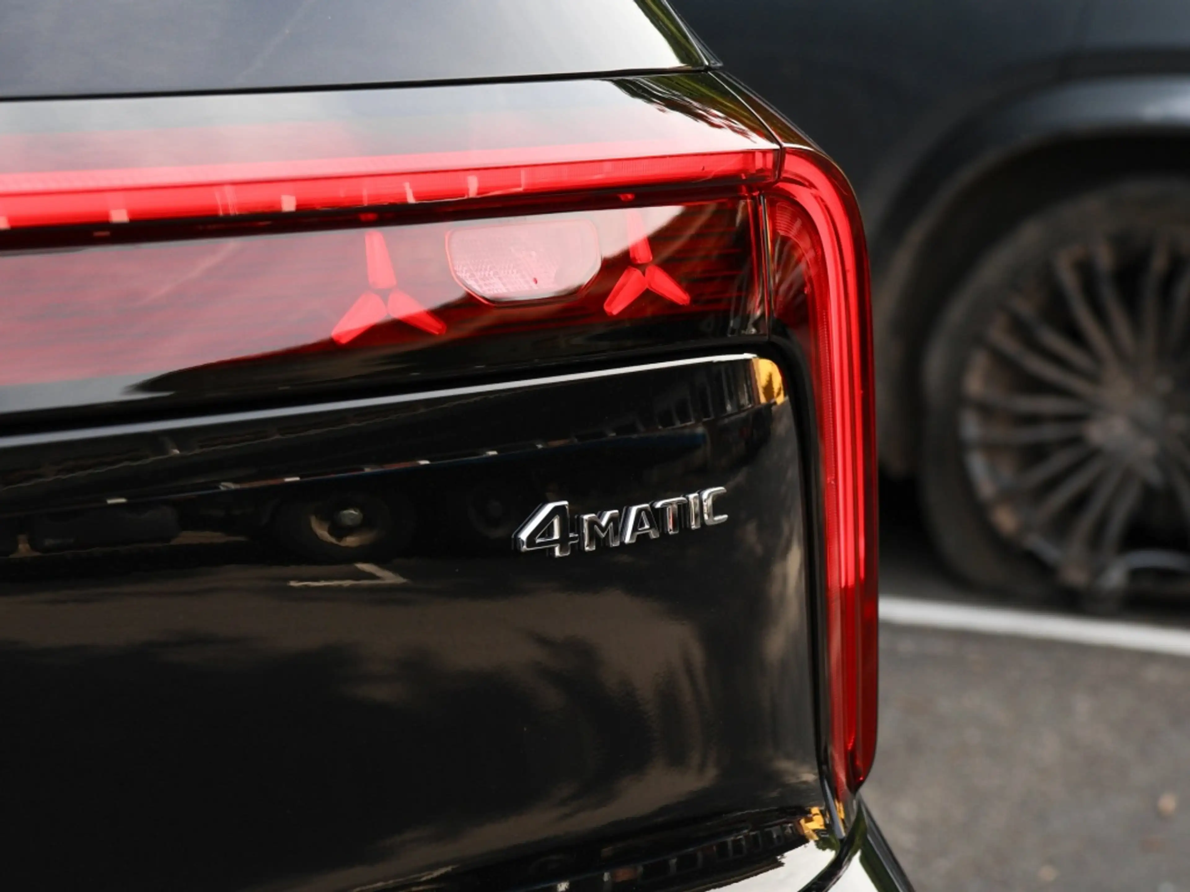 Mercedes-Benz GLB 220 4M AMG-Sport+Burm+Pano+Super+MLB+Memo — photo 13