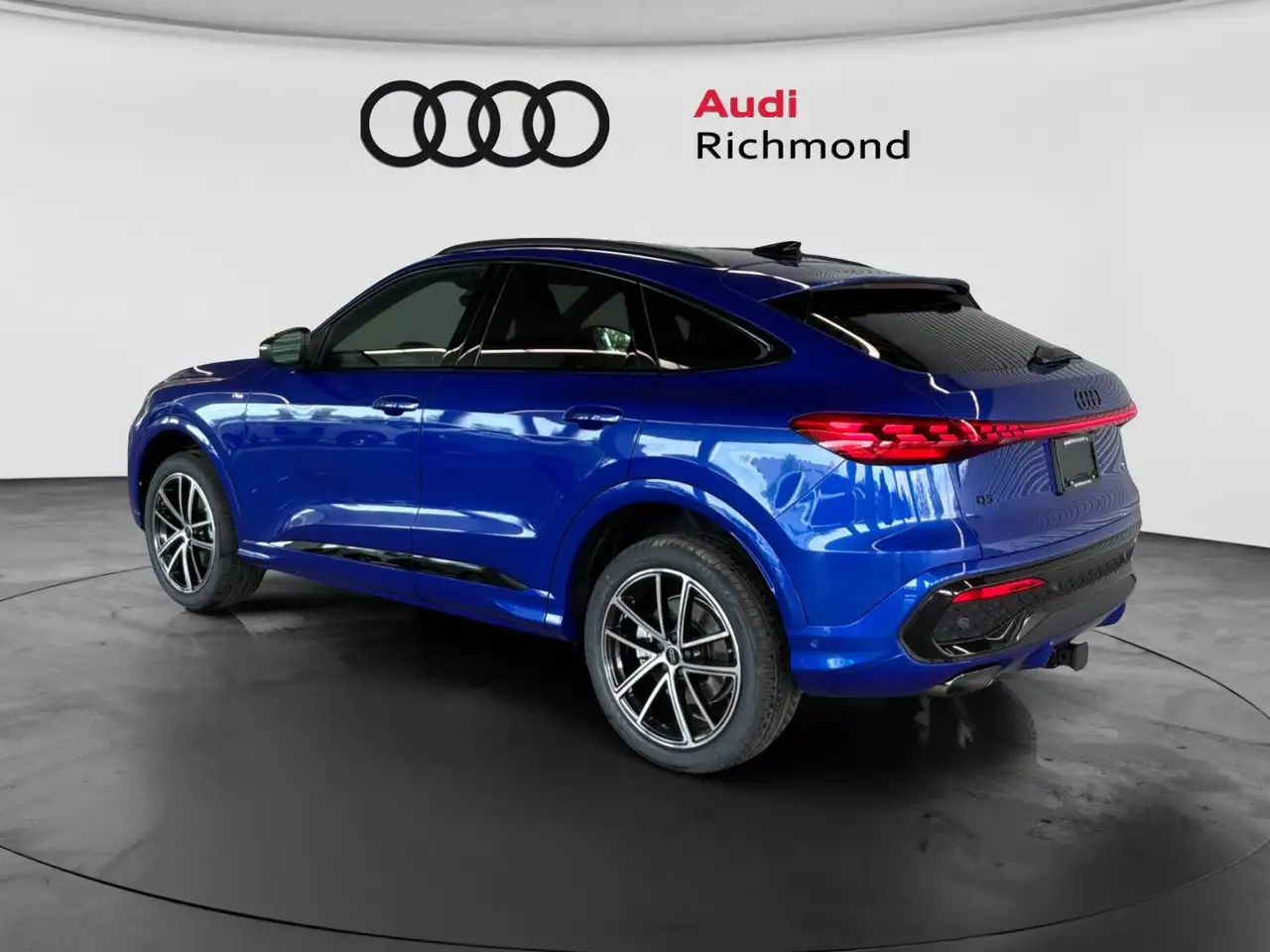 Audi Q5 photo Audi Q5