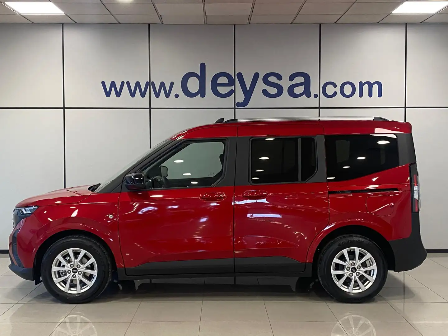Ford Tourneo Courier 1.0 Ecoboost Titanium Roşu - 2