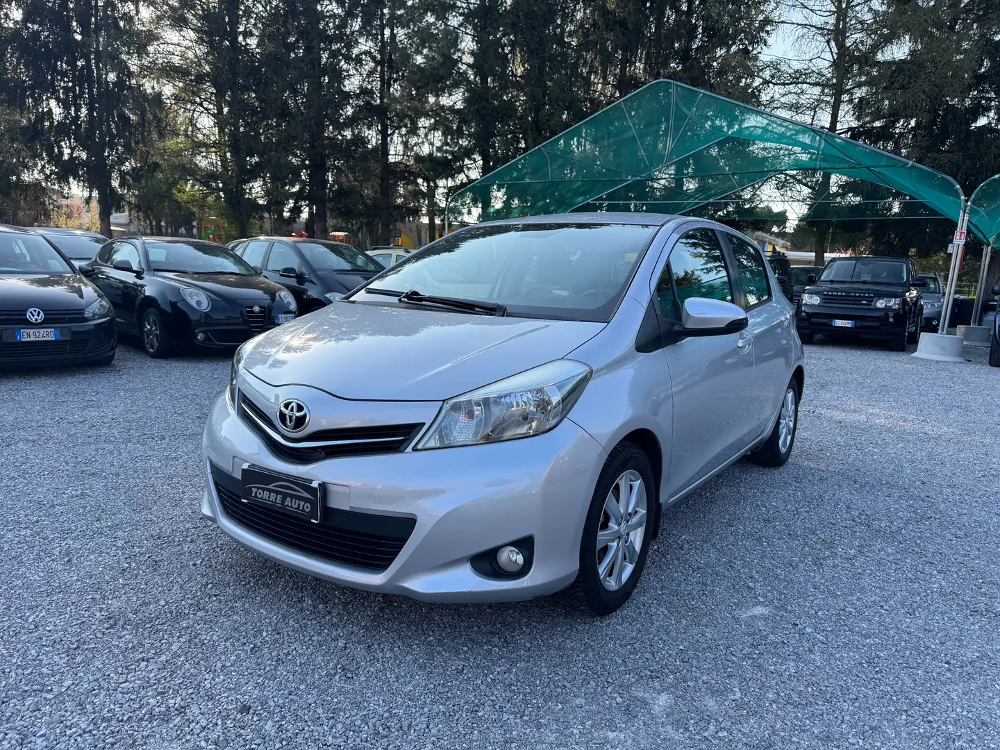 Toyota Yaris Yaris 5p 1.3 Active Argent - 1