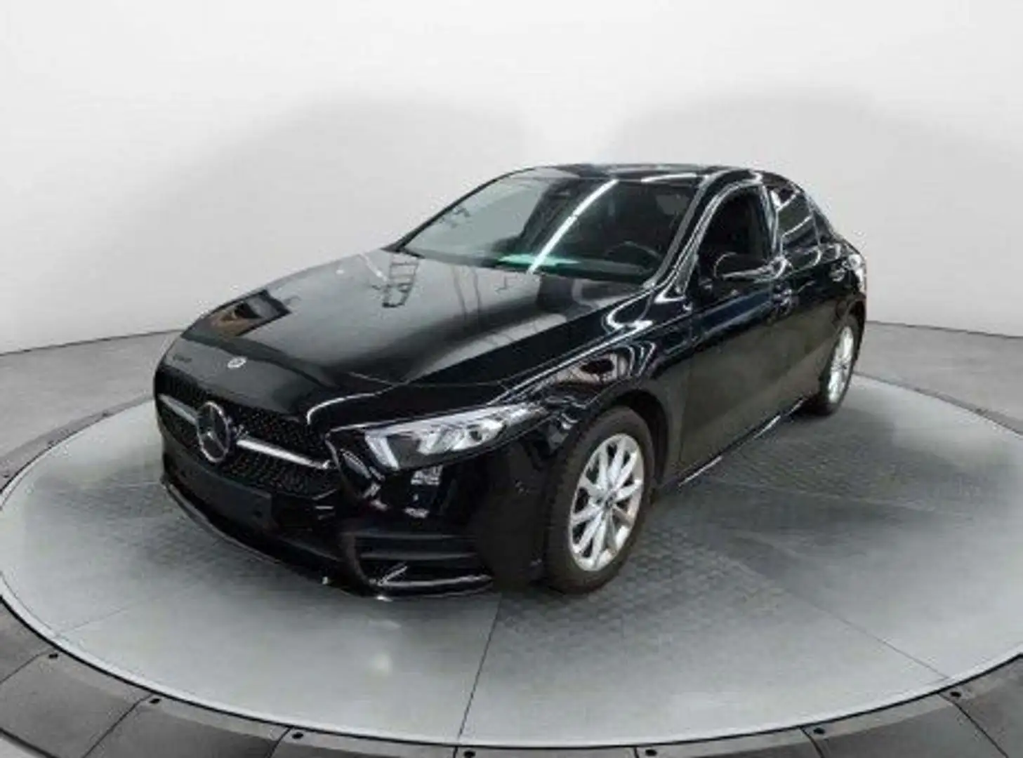 Mercedes-Benz A 250 e AMG+Pano+RKamera+Ambiente+Night Noir - 1