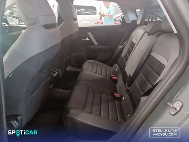 Citroen C4 view 9