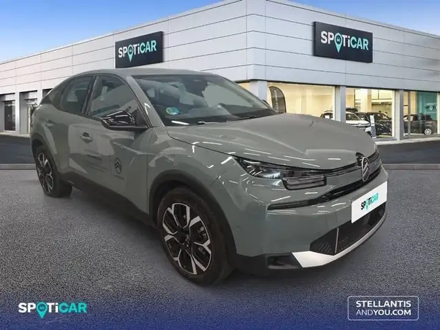 Citroen C4 view 3