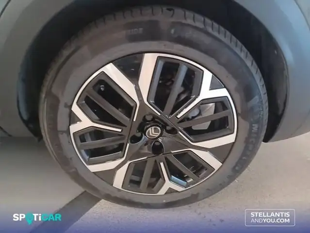 Citroen C4 view 10