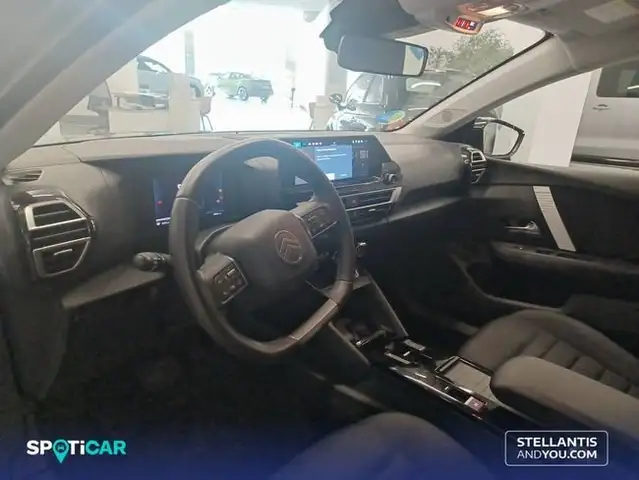 Citroen C4 view 11