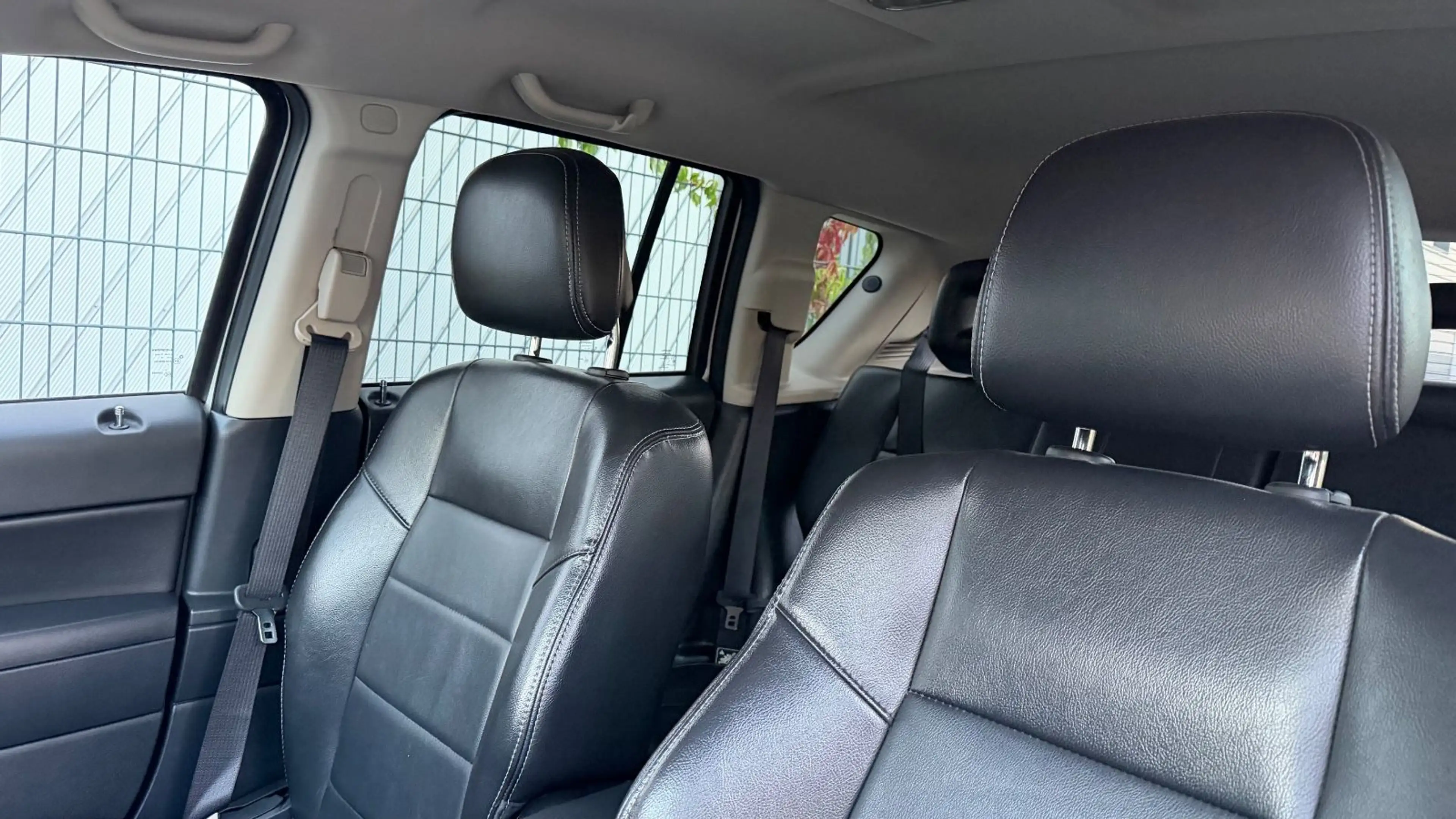 Jeep Compass Limited 4x4 2.4 AUTOMATIK TÜV,LEDER,NAVI — photo 12