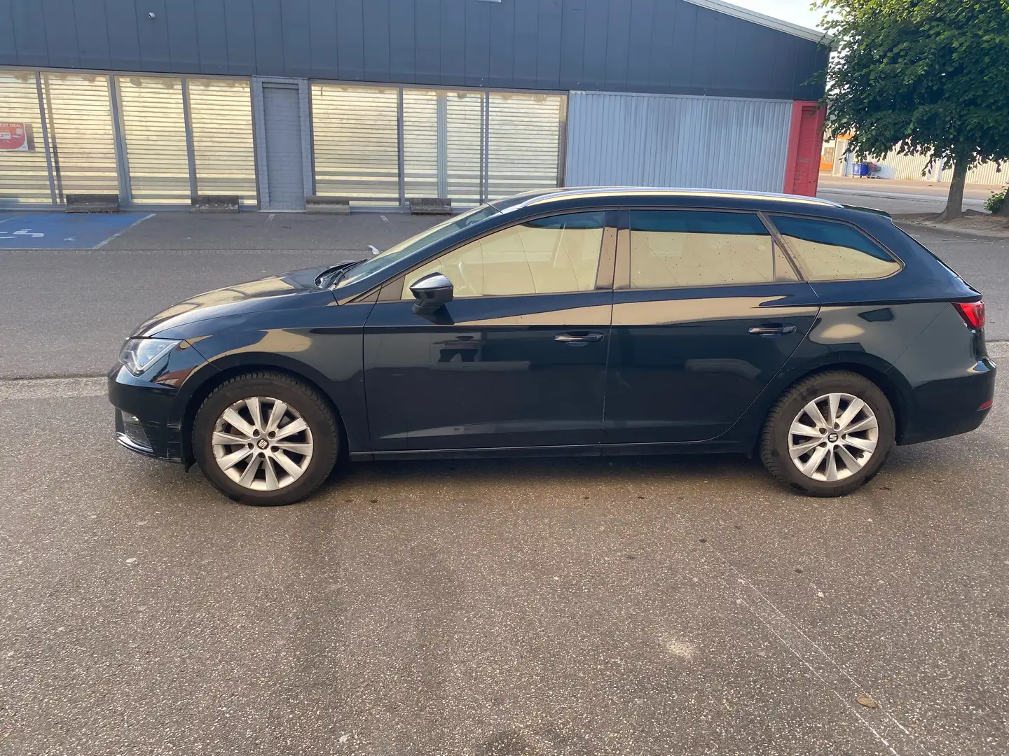SEAT Leon ST Zwart - 2